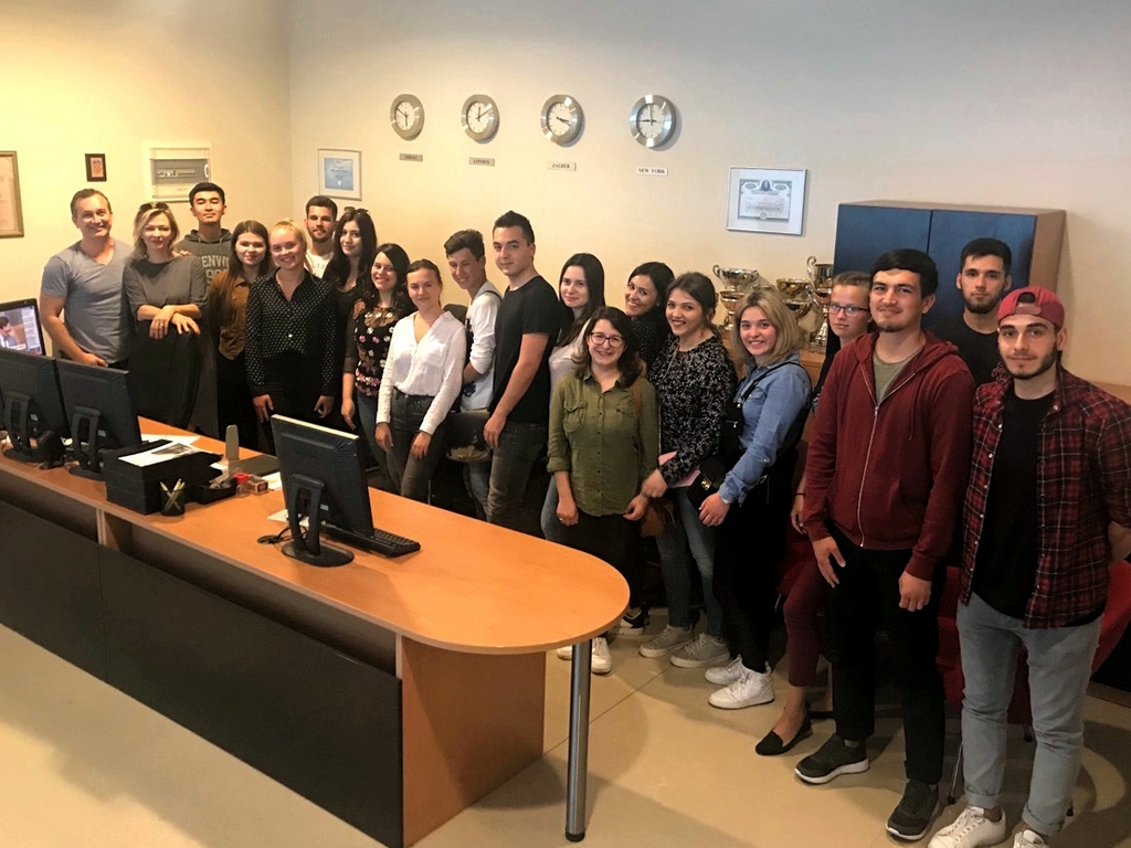 Global Perspectives, Real Markets: Erasmus Students Dive into Live FX Trading